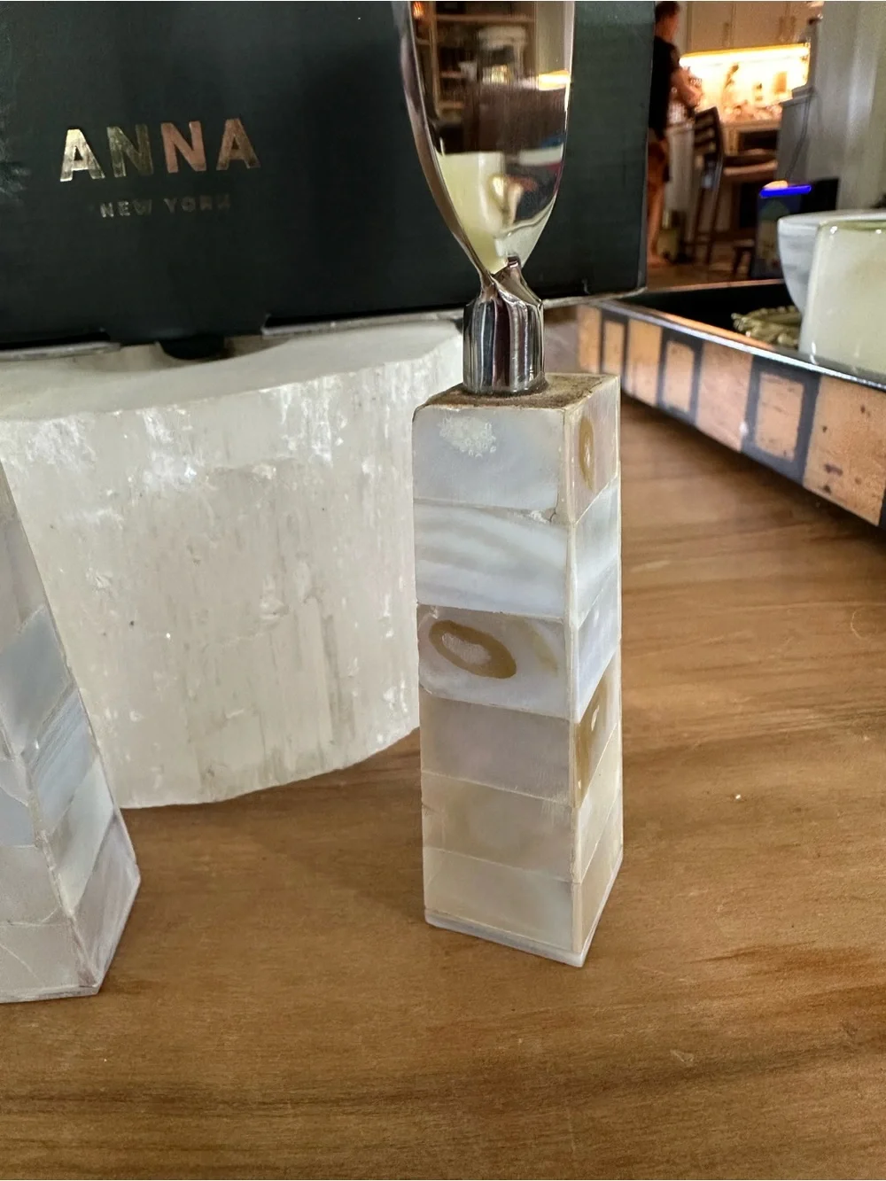ANNA New York Mother of Pearl Cheese Knives Set new White Handles box